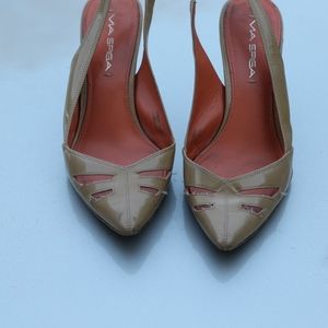 Via Spiga V-Gable Pointytoe Slingback Nude pumps